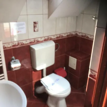 Tiptill House Guest house *